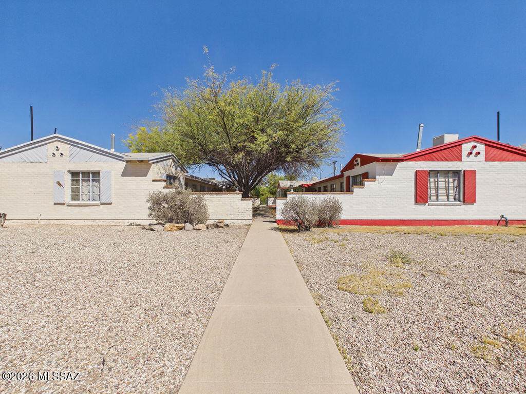 https://bt-photos.global.ssl.fastly.net/tucson/orig_boomver_1_22607998-2.jpg