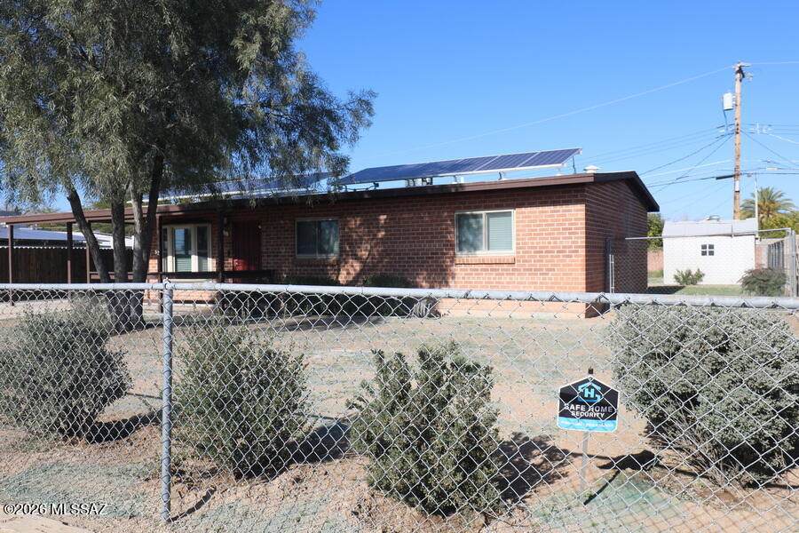 https://bt-photos.global.ssl.fastly.net/tucson/orig_boomver_1_22608140-2.jpg