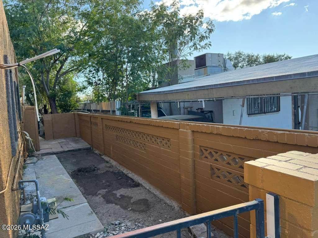 https://bt-photos.global.ssl.fastly.net/tucson/1280_boomver_1_22608281-2.jpg
