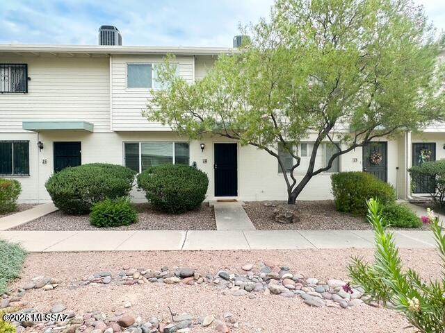 8160 Broadway Boulevard - Photo 1