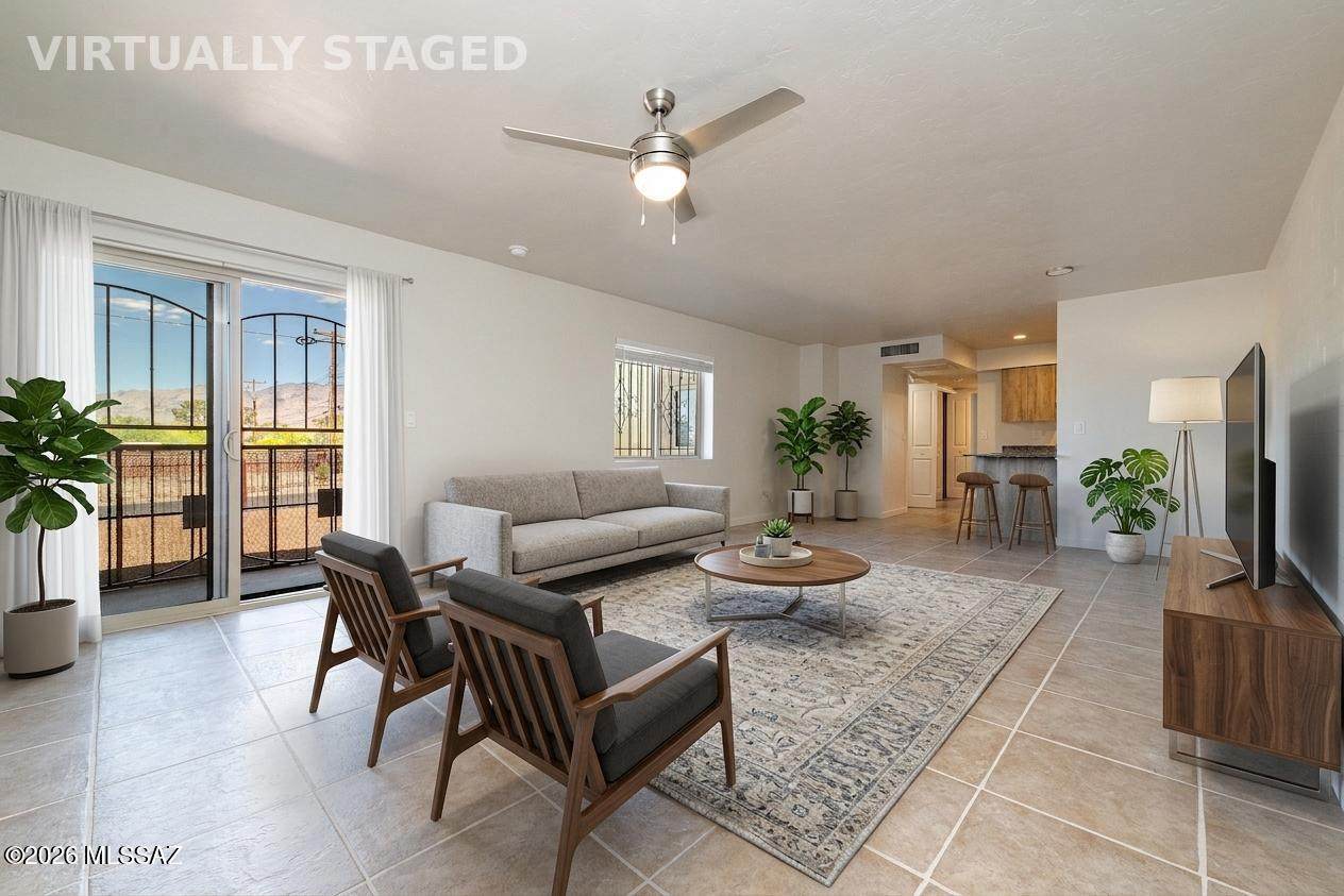 2525 Alvernon Way - Photo 1