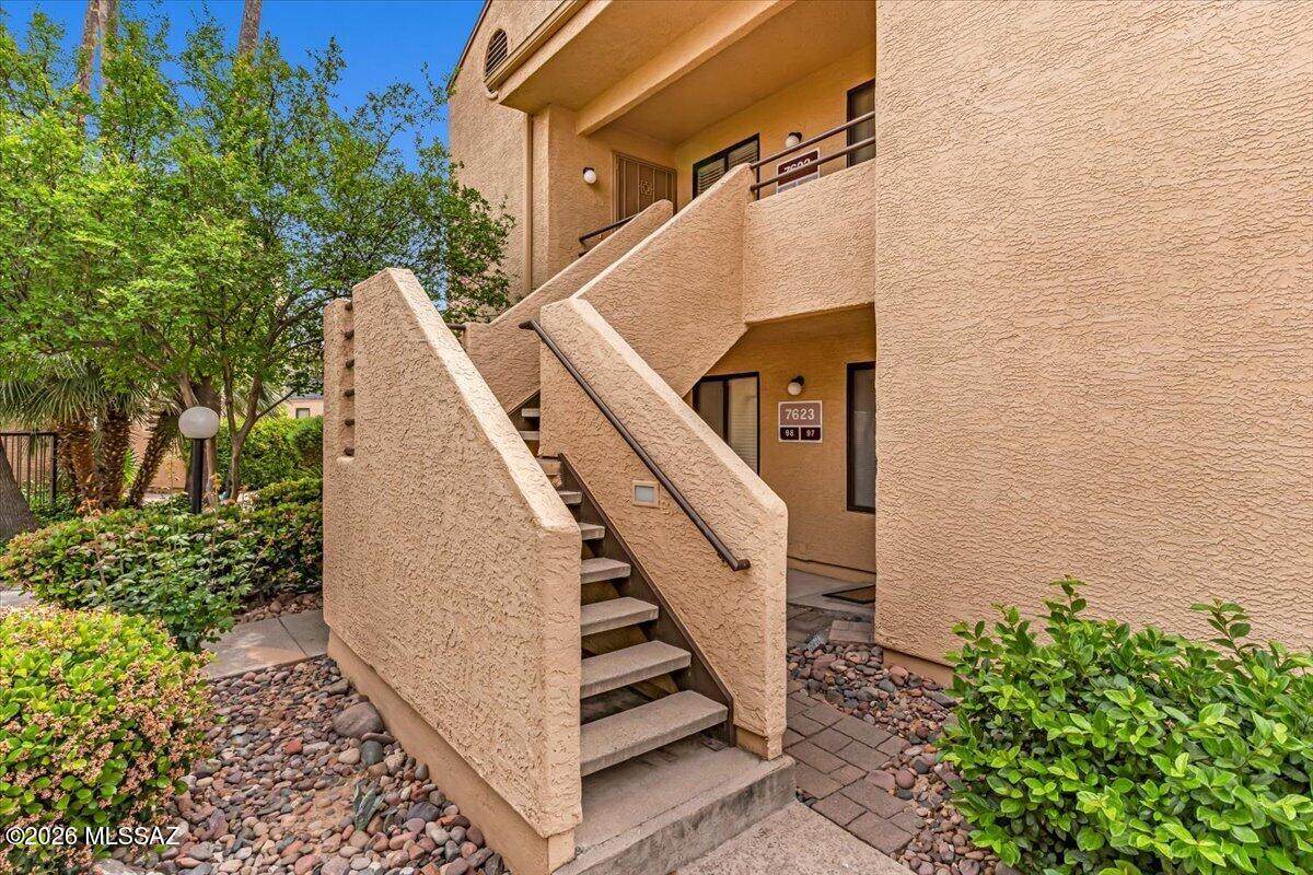 https://bt-photos.global.ssl.fastly.net/tucson/orig_boomver_1_22609758-2.jpg
