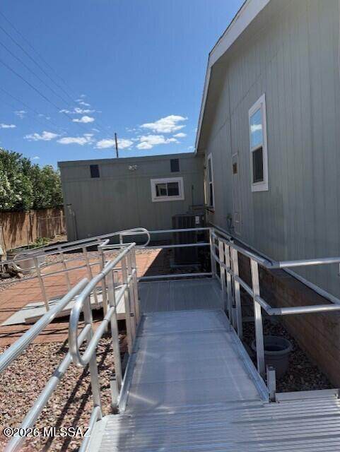 https://bt-photos.global.ssl.fastly.net/tucson/orig_boomver_1_22611719-2.jpg