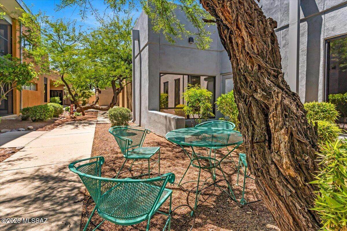 https://bt-photos.global.ssl.fastly.net/tucson/orig_boomver_1_22612429-2.jpg