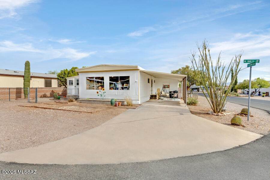 https://bt-photos.global.ssl.fastly.net/tucson/orig_boomver_1_22615120-2.jpg