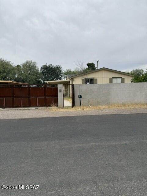 https://bt-photos.global.ssl.fastly.net/tucson/orig_boomver_1_22615218-2.jpg
