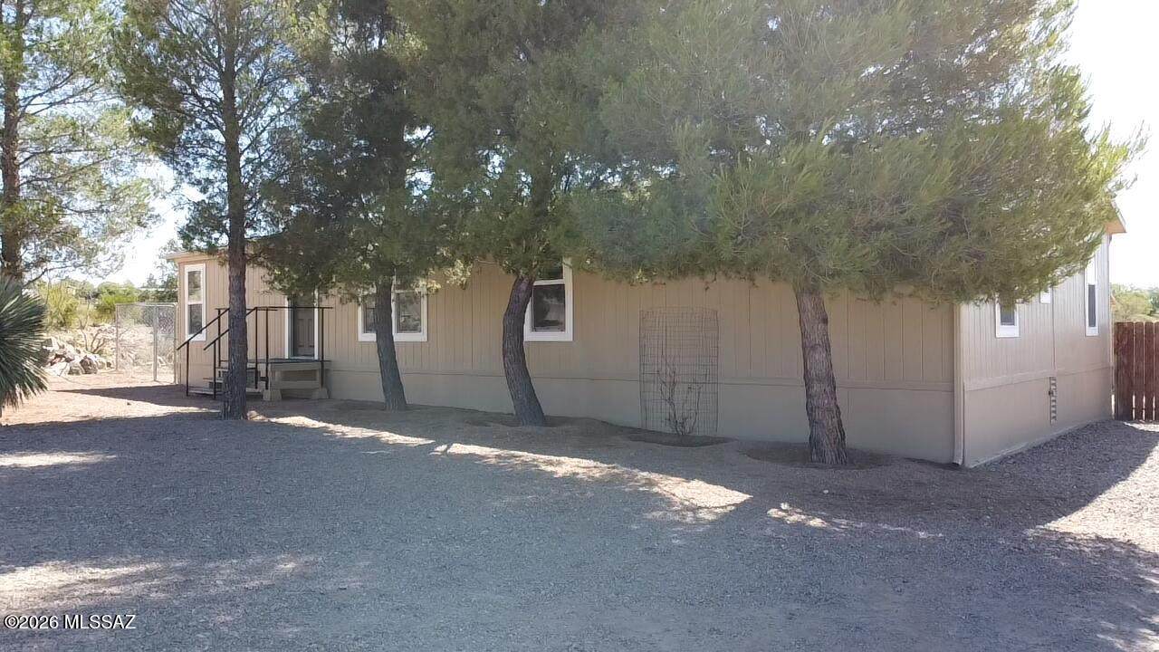 https://bt-photos.global.ssl.fastly.net/tucson/orig_boomver_1_22615570-2.jpg