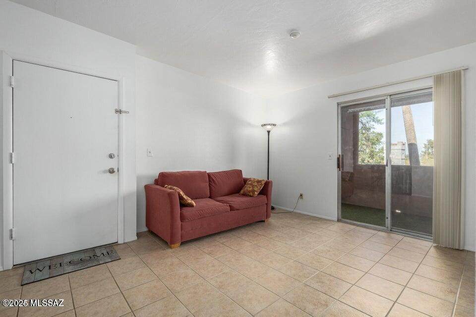 https://bt-photos.global.ssl.fastly.net/tucson/orig_boomver_1_22616927-2.jpg