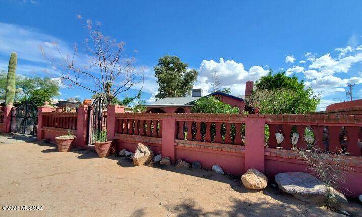 419 Palmdale Street - Photo 1