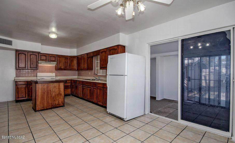 https://bt-photos.global.ssl.fastly.net/tucson/orig_boomver_1_22617501-2.jpg