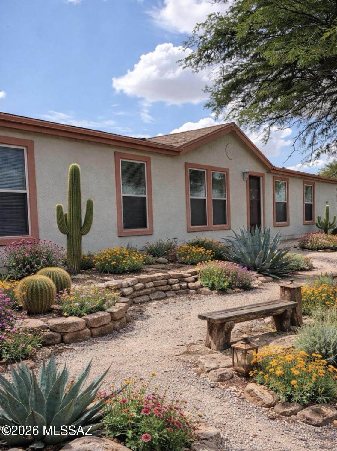 https://bt-photos.global.ssl.fastly.net/tucson/orig_boomver_1_22617666-2.jpg