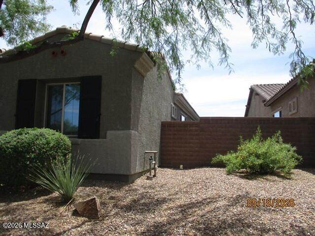 https://bt-photos.global.ssl.fastly.net/tucson/orig_boomver_1_22621905-2.jpg