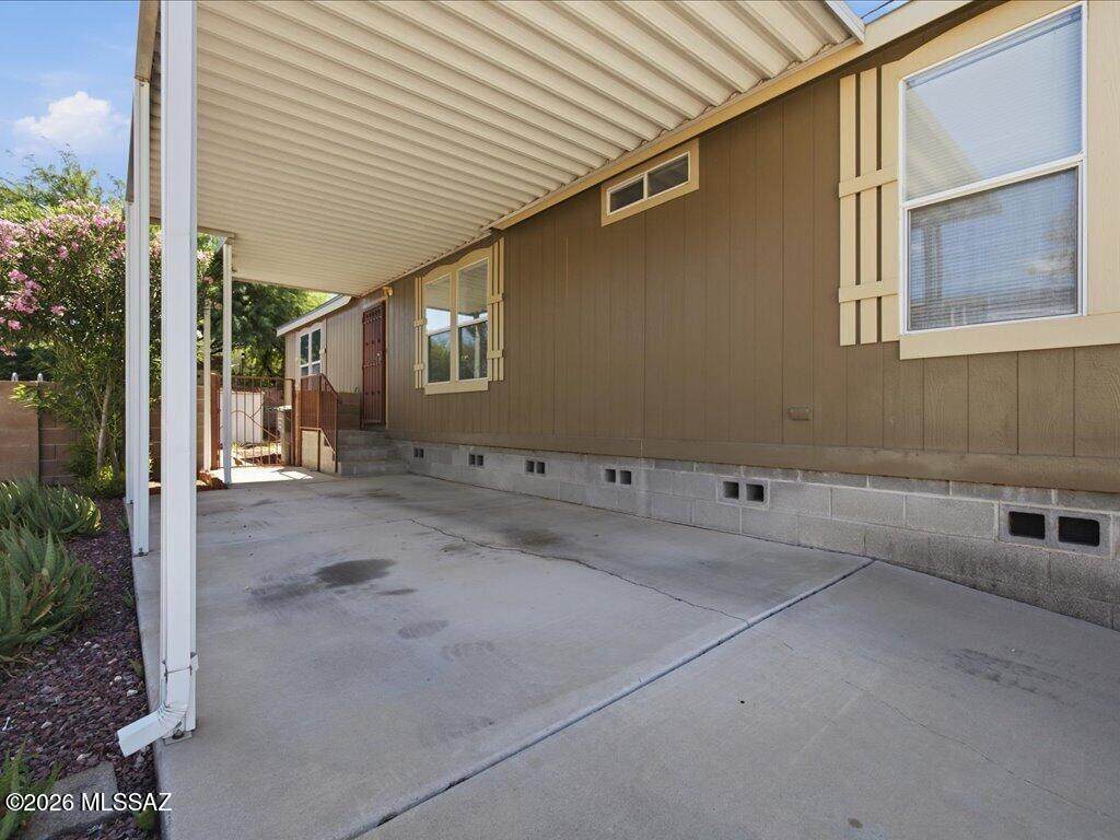 https://bt-photos.global.ssl.fastly.net/tucson/orig_boomver_1_22622202-2.jpg