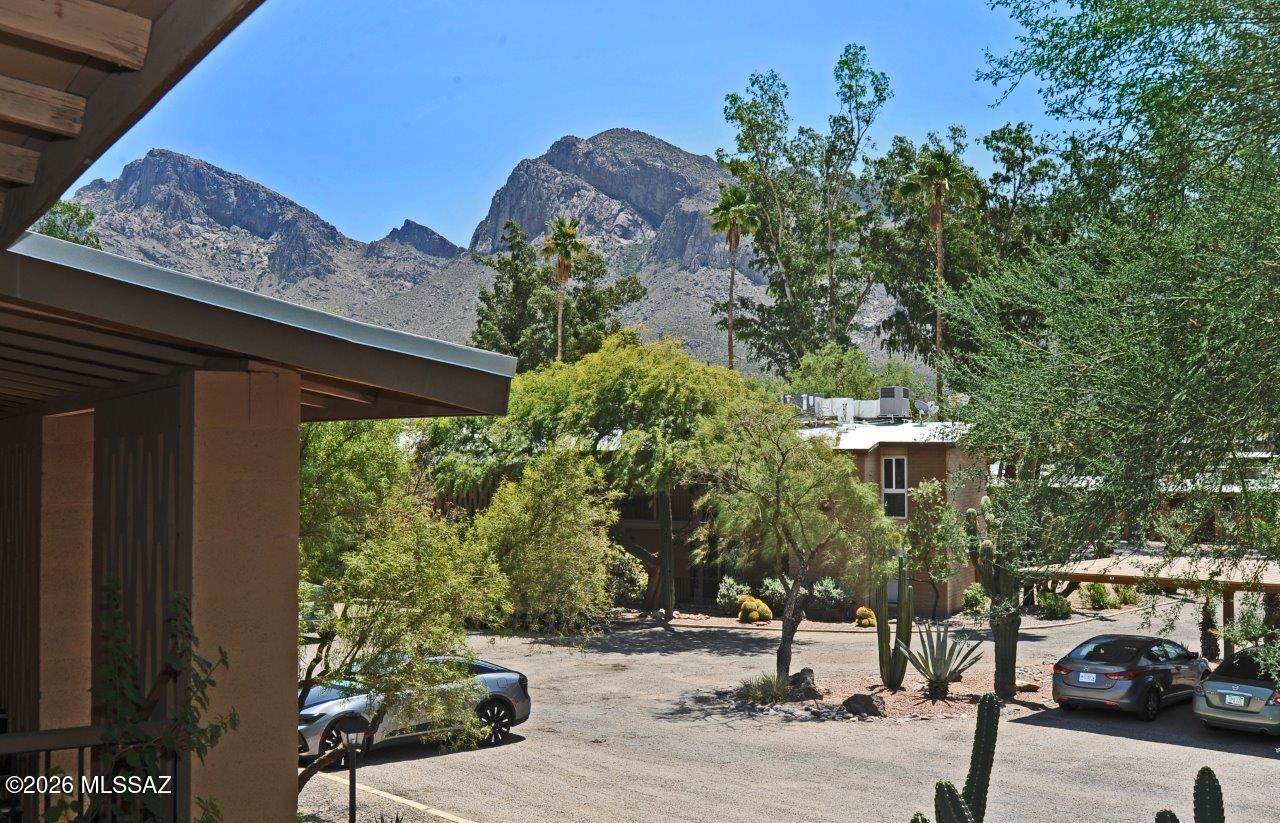 https://bt-photos.global.ssl.fastly.net/tucson/orig_boomver_1_22622634-2.jpg