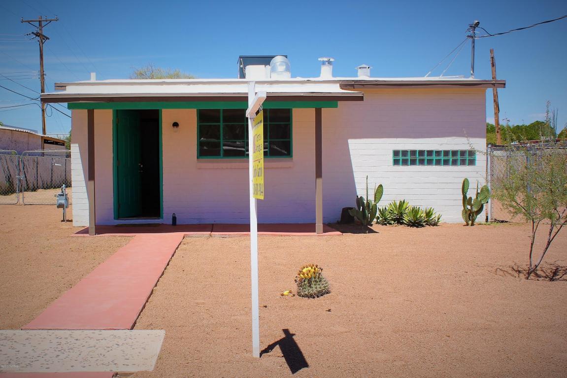 2501 Sycamore Boulevard - Photo 1