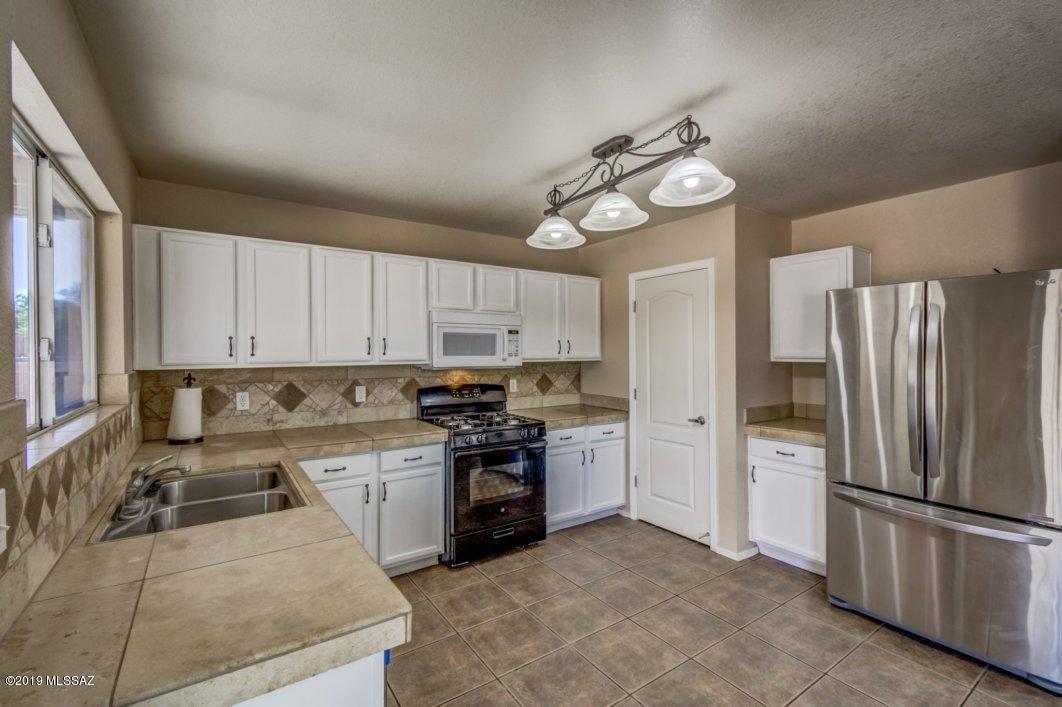 10206 Honey Mesquite Drive - Photo 1