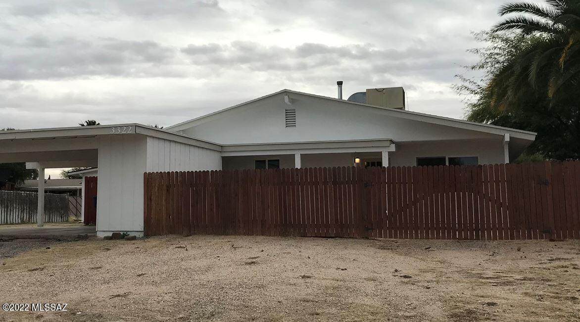 3322 Stearn Lake Drive - Photo 1