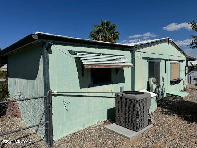 https://bt-photos.global.ssl.fastly.net/tucson/orig_boomver_2_22424201-2.jpg
