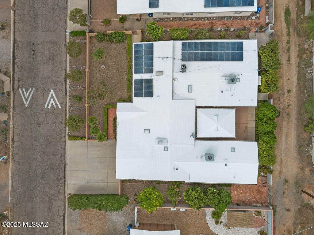 https://bt-photos.global.ssl.fastly.net/tucson/orig_boomver_2_22526465-2.jpg