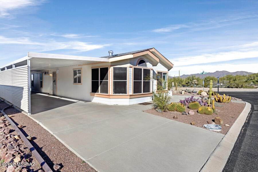 3274 Feldspar Avenue - Photo 1