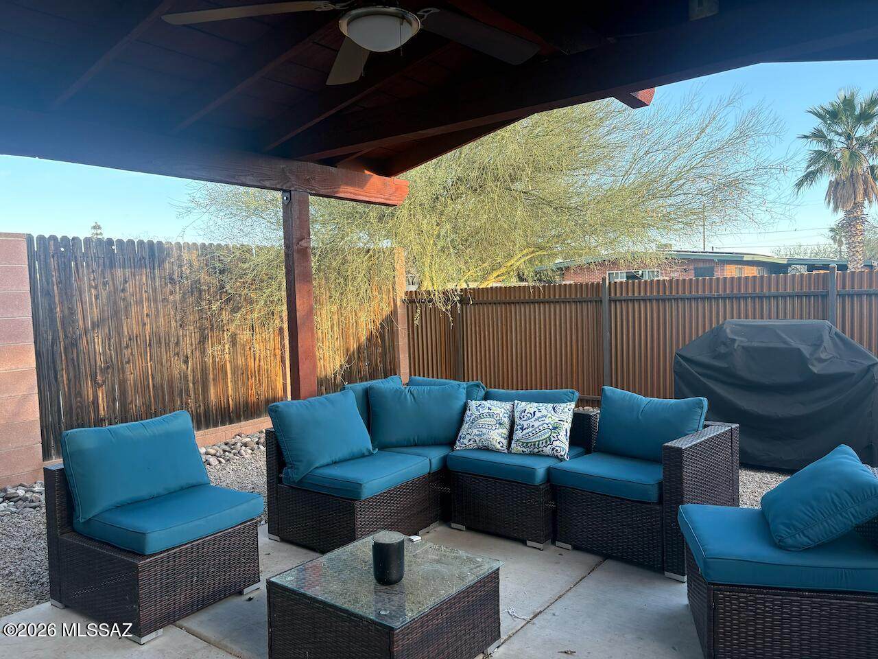 https://bt-photos.global.ssl.fastly.net/tucson/orig_boomver_2_22605662-2.jpg