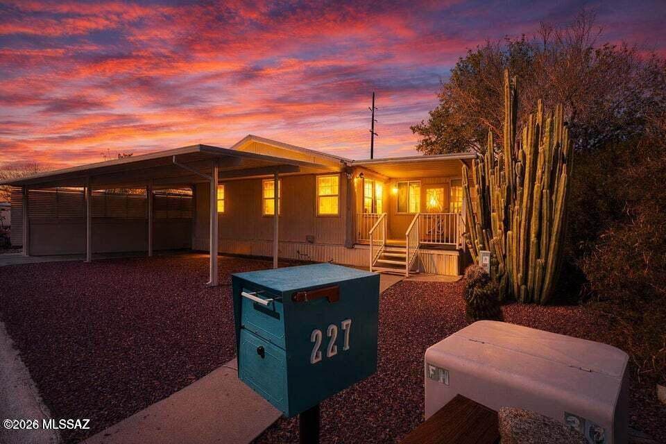 https://bt-photos.global.ssl.fastly.net/tucson/orig_boomver_2_22609610-2.jpg