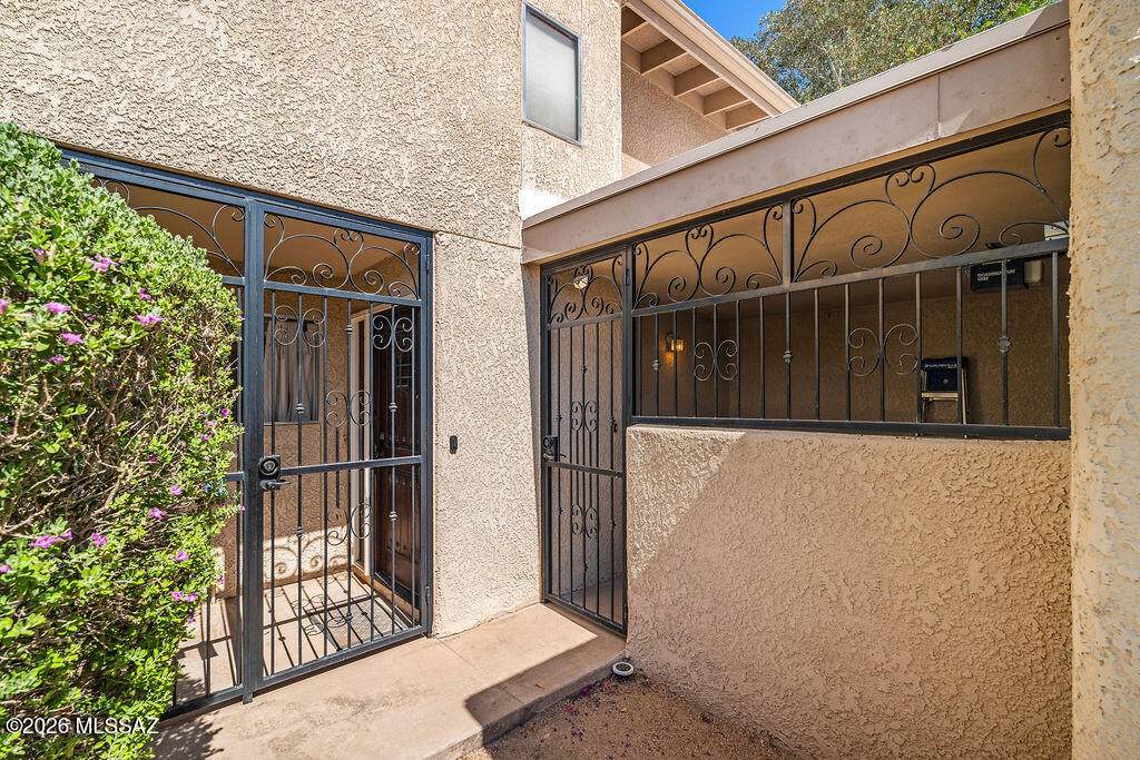https://bt-photos.global.ssl.fastly.net/tucson/orig_boomver_2_22612389-2.jpg