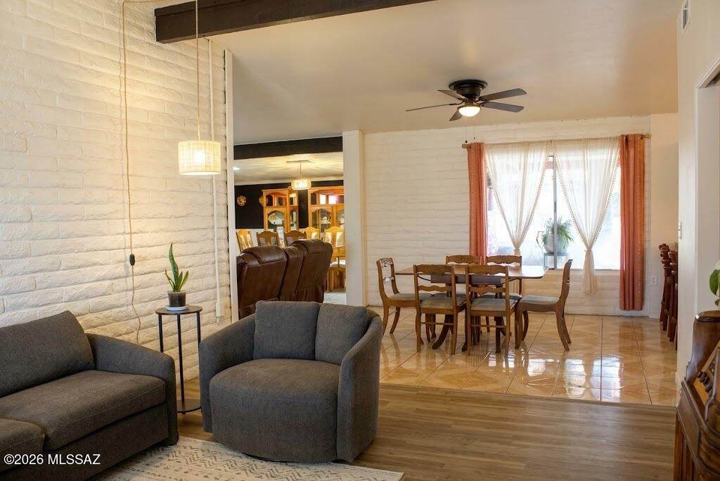 https://bt-photos.global.ssl.fastly.net/tucson/1280_boomver_1_22620038-2.jpg