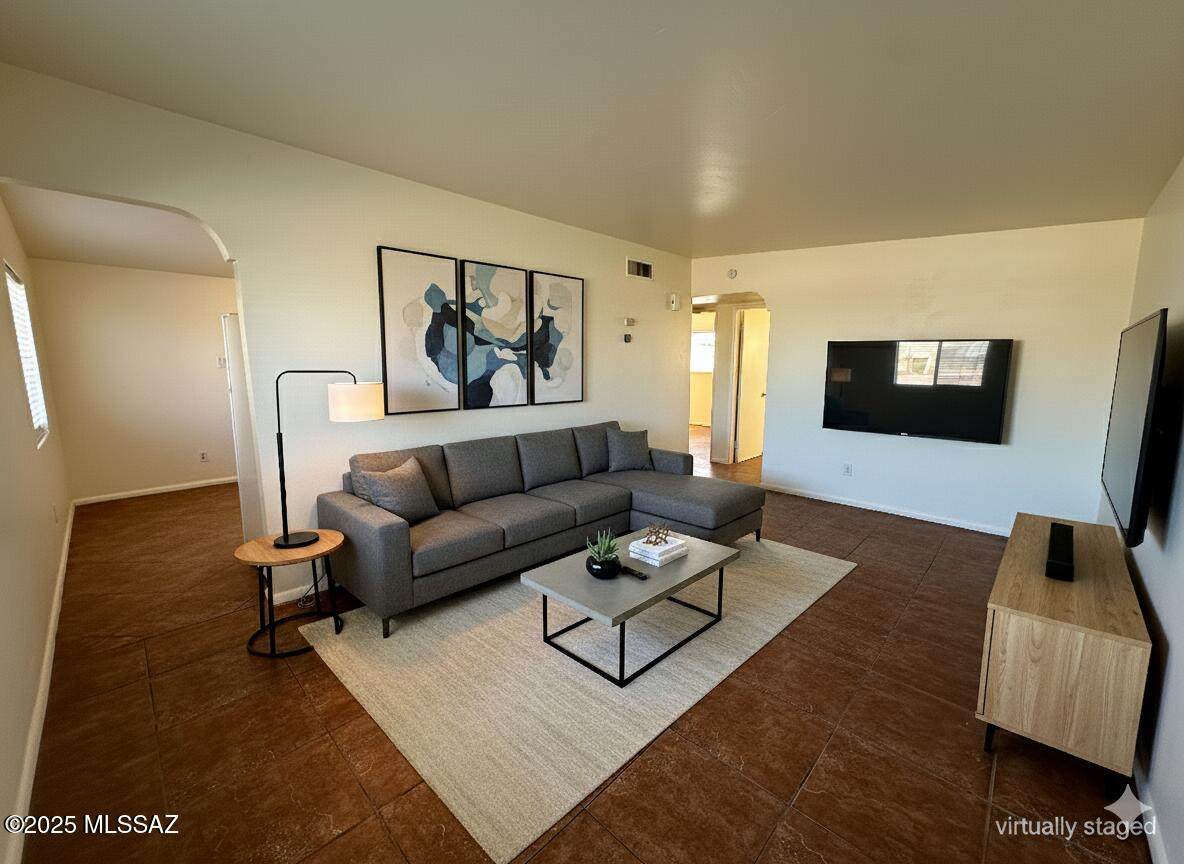 2812 Fontana Avenue - Photo 1