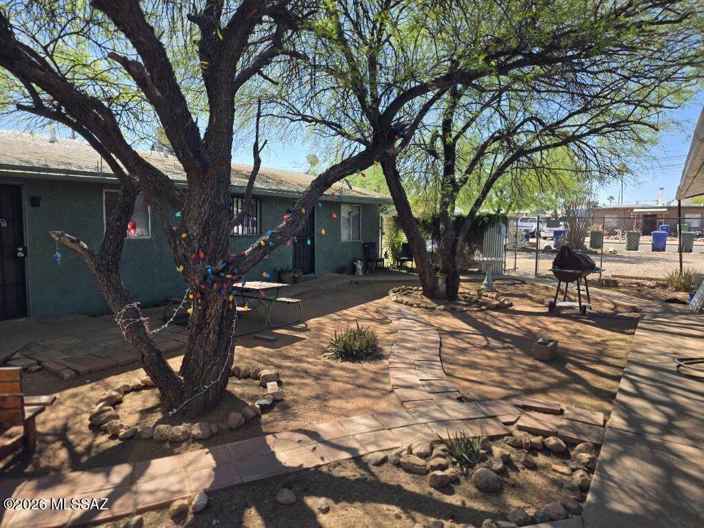 https://bt-photos.global.ssl.fastly.net/tucson/orig_boomver_3_22527743-2.jpg