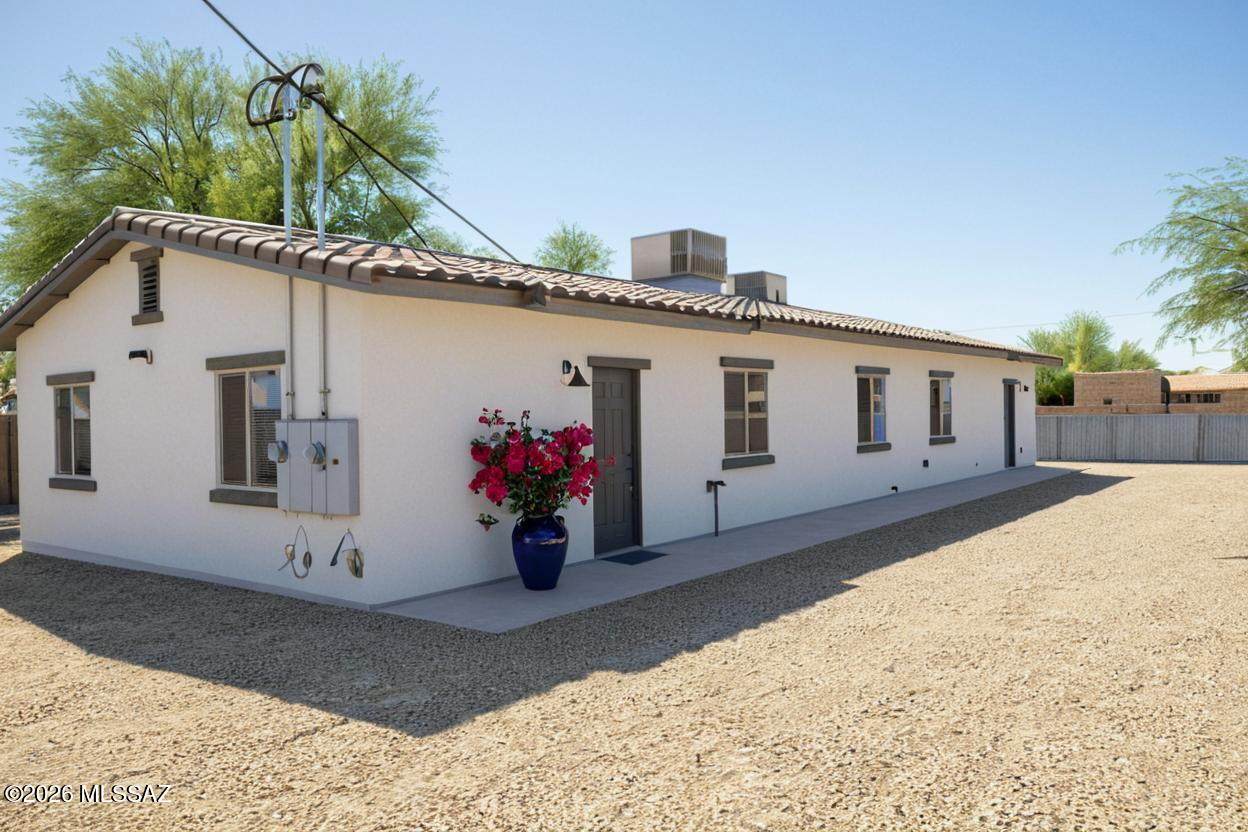 501 Pennsylvania Drive - Photo 1