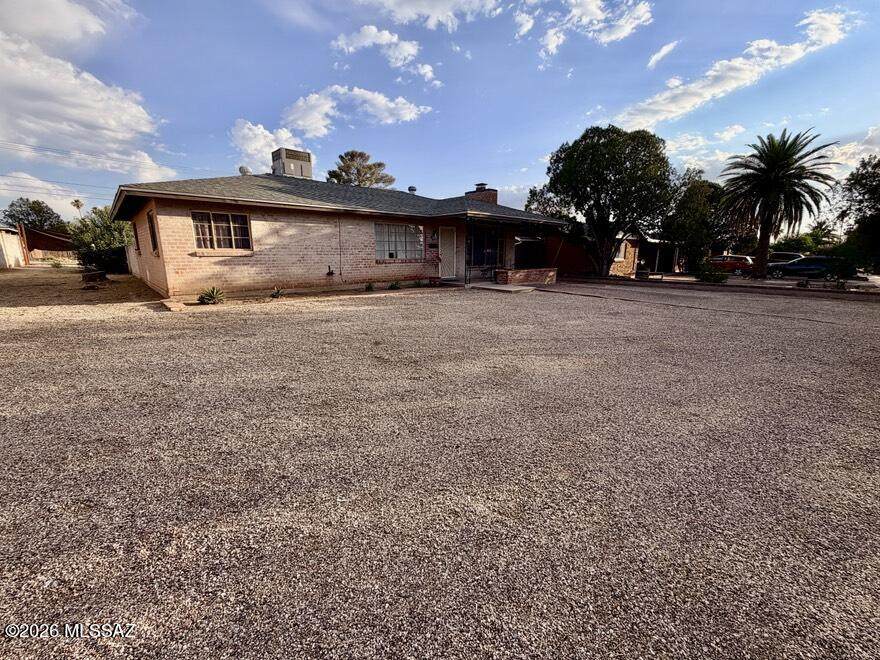 5450 Hawthorne Street - Photo 1