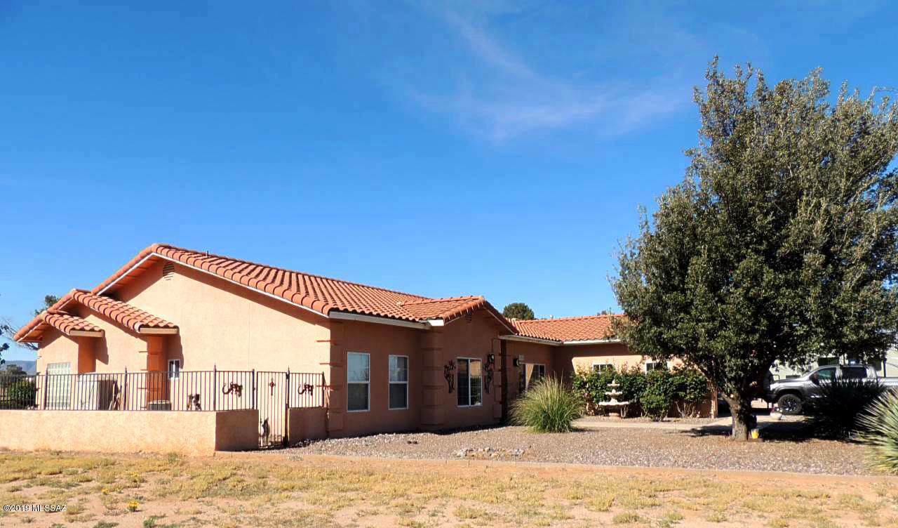 1036 Geneva Street - Photo 1