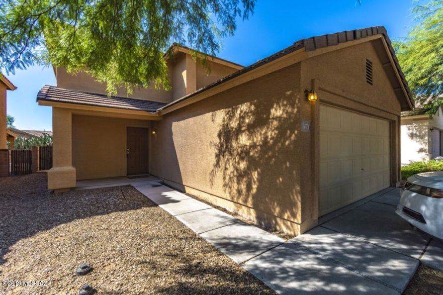 471 Cedar Chase Drive - Photo 1