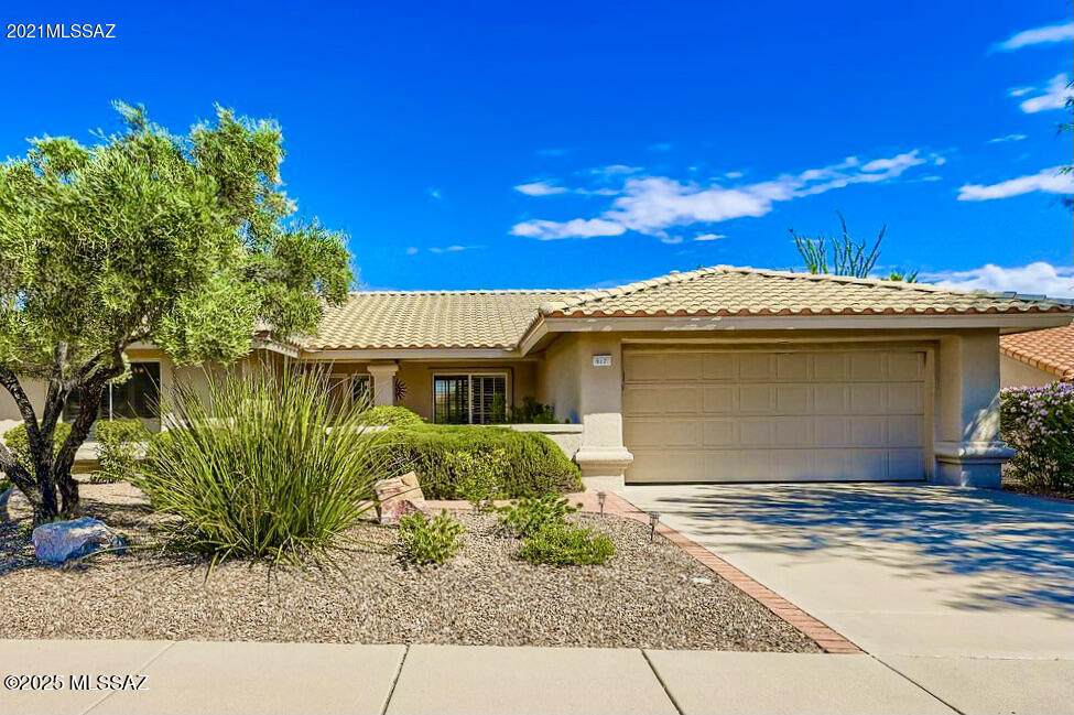 917 Royal Ridge Drive - Photo 1