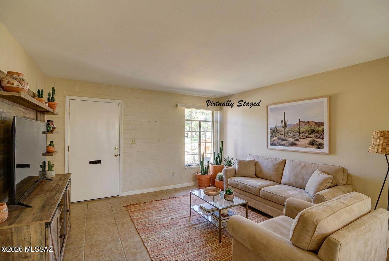 135 Paseo Quinta - Photo 1