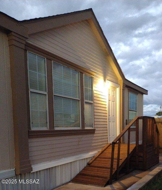 2640 Cottonwood Lane - Photo 1