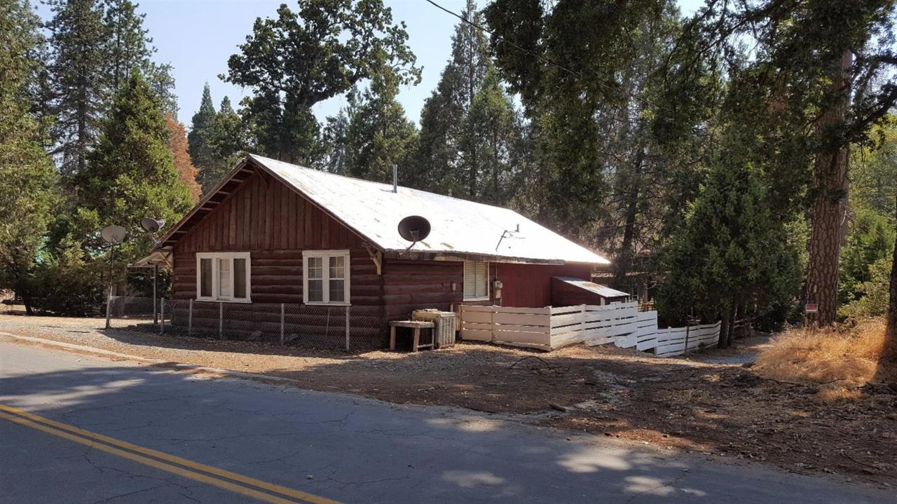 44018 Pine Flat Drive - Photo 1
