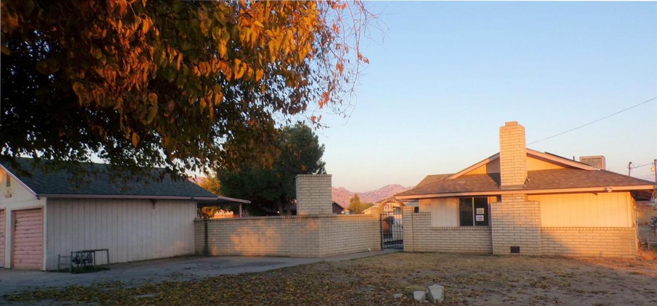 1412 Springville Avenue - Photo 1