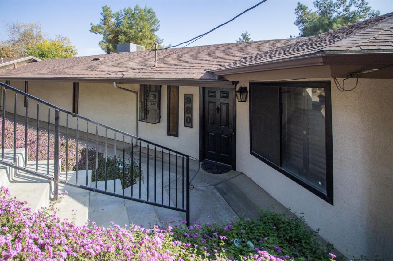 980 Scenic Drive - Photo 1