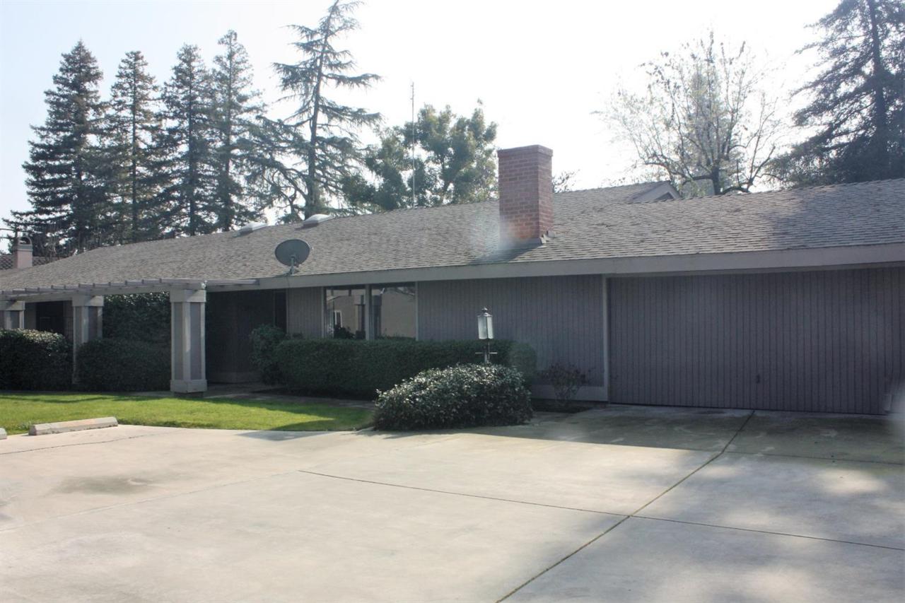 3913 Damsen Avenue - Photo 1