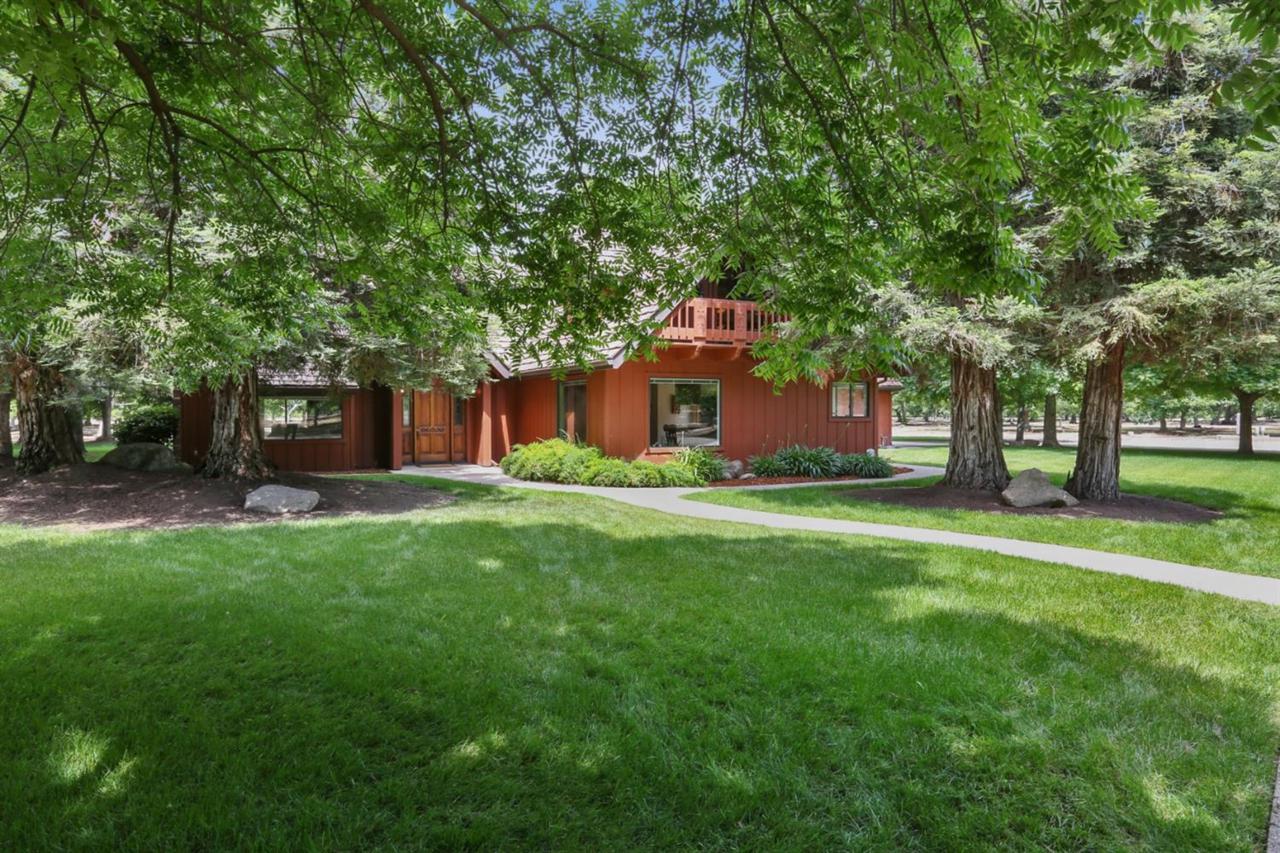 15742 Avenue 320 - Photo 1