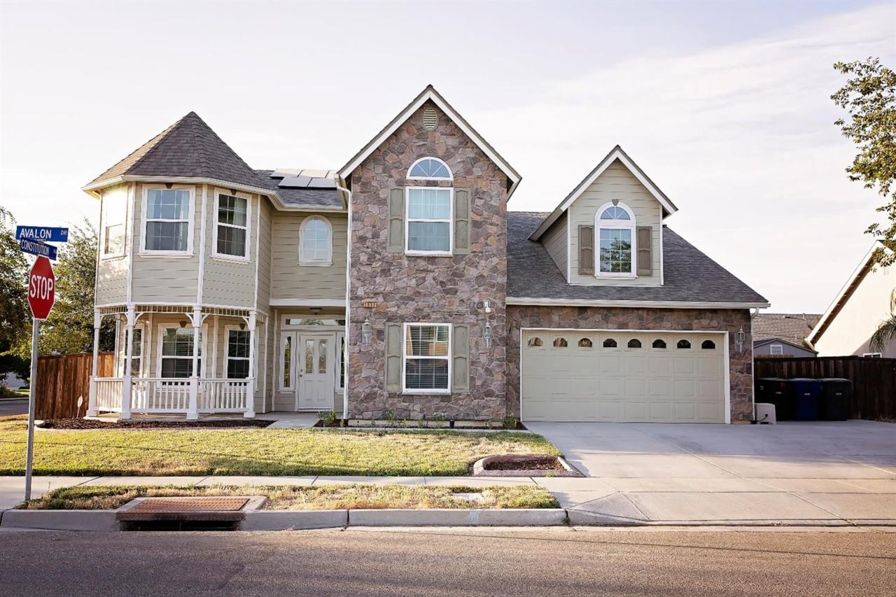 1032 Avalon Drive - Photo 1