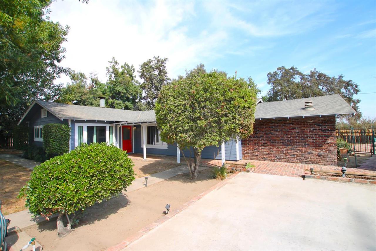 10836 Avenue 272 - Photo 1