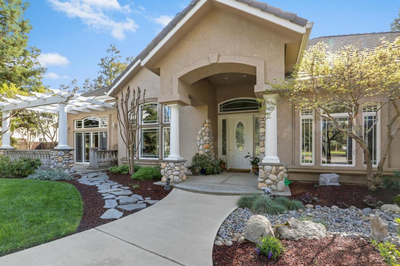 5343 Grove Court - Photo 1