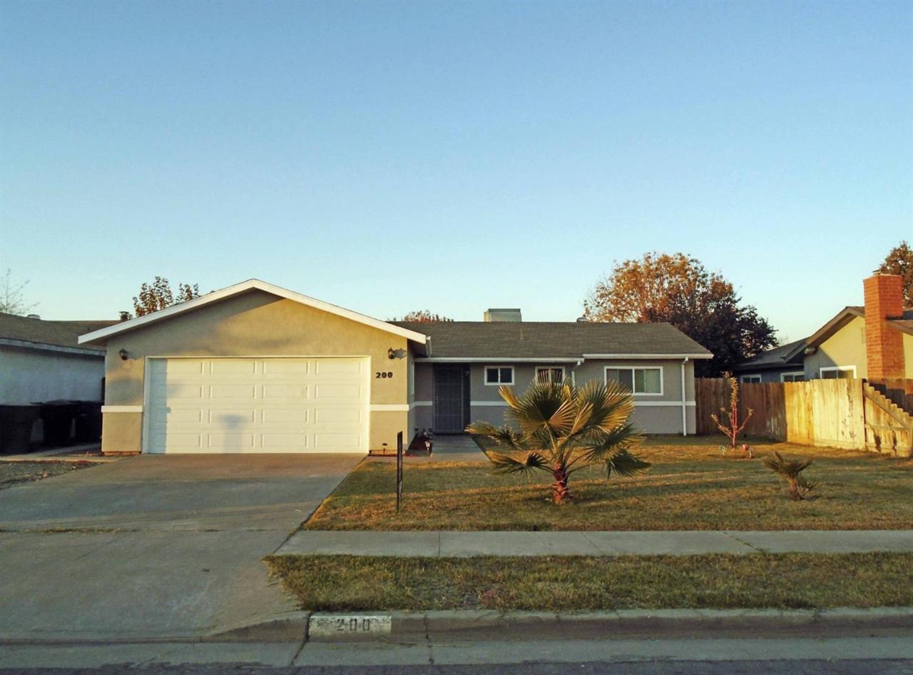 200 Sherwood Drive - Photo 1