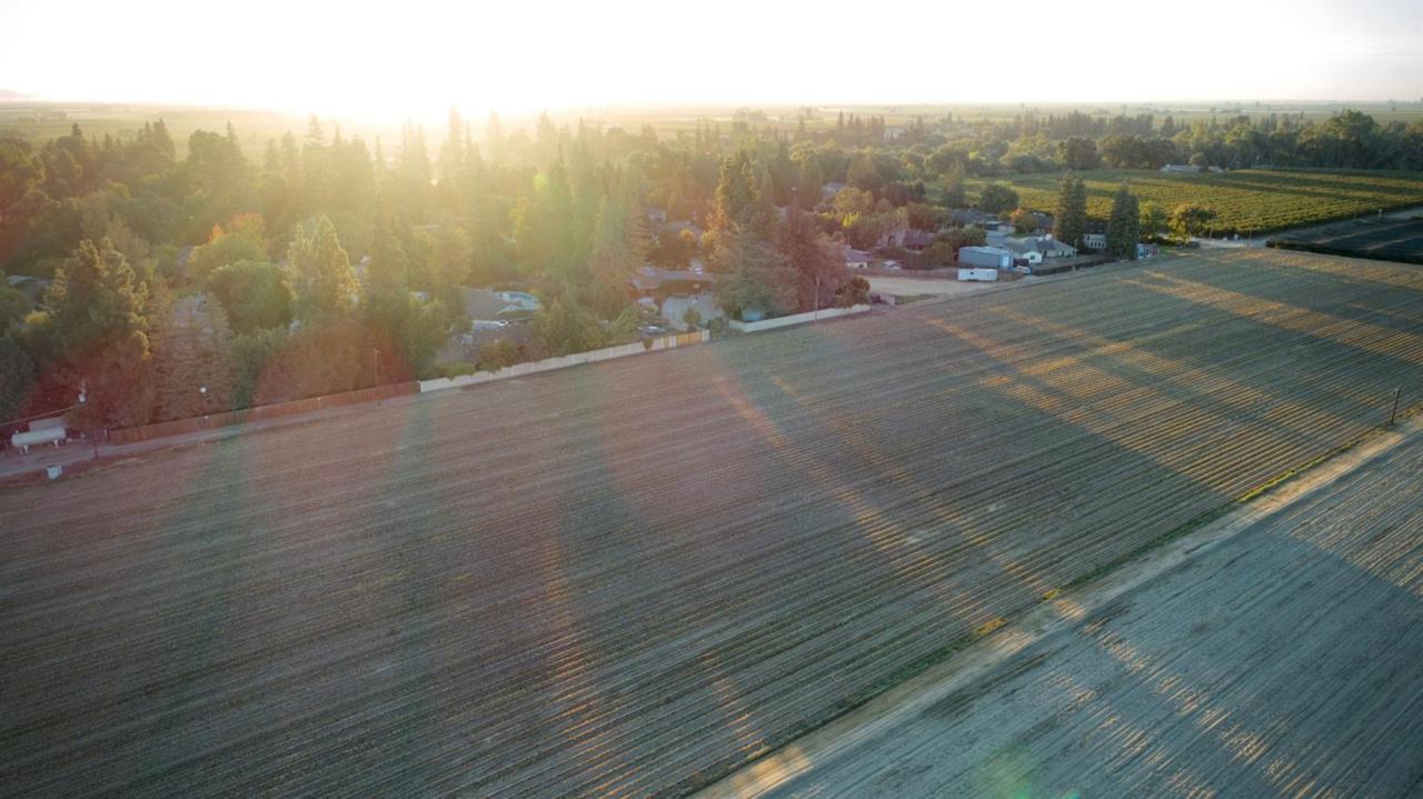 0 400 - Photo 1