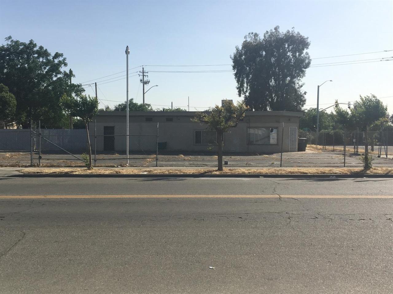 700 G Street - Photo 1