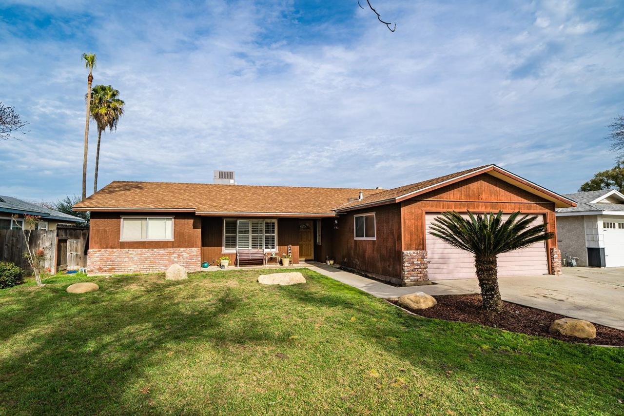 1124 Westwood Drive - Photo 1