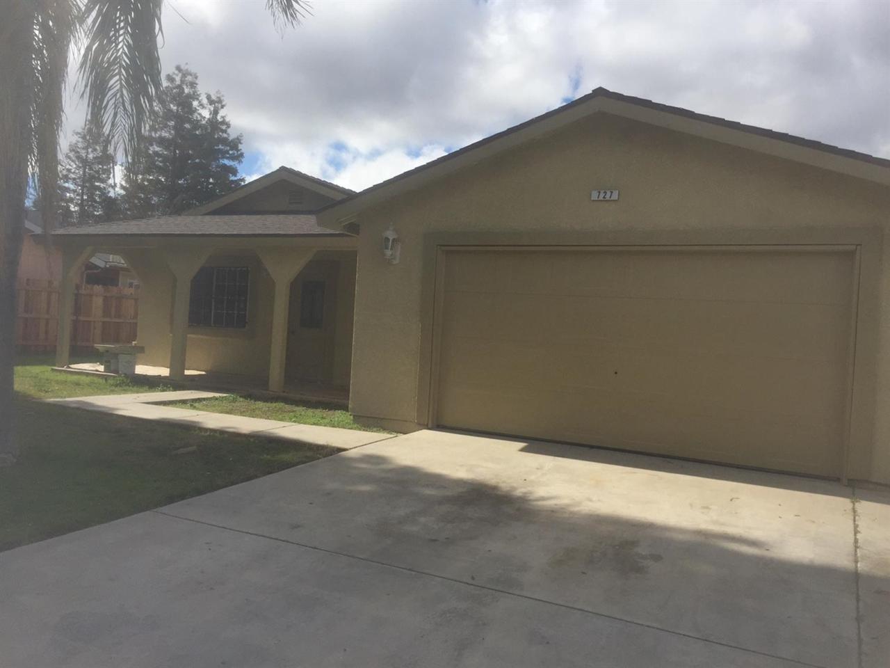 727 Cedar Avenue - Photo 1